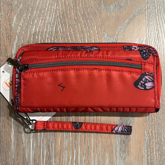 Straddle RARE Butterfly Poppy - Picture 2 of 7